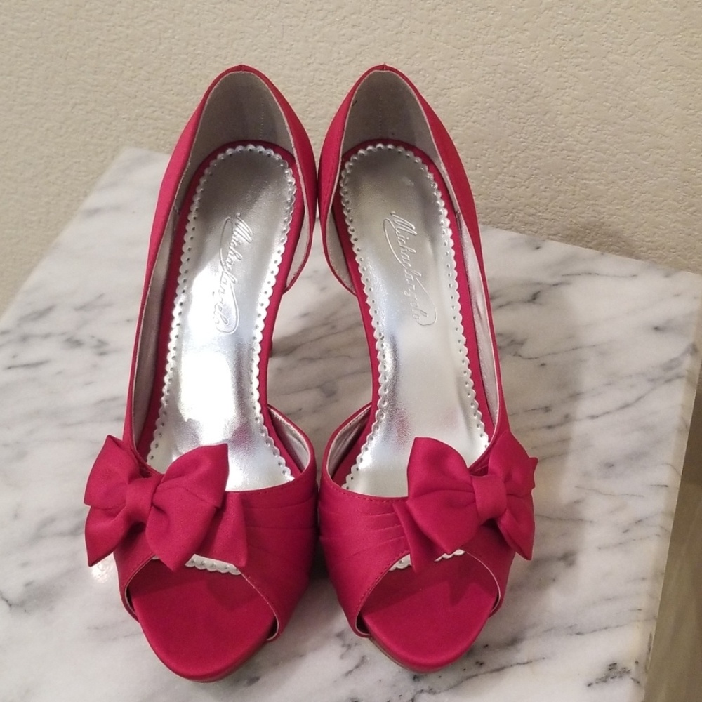 Michaelangelo - David's Bridal Red Heels 8.5 Med